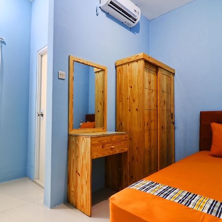 Bedur Homestay Syariah Bekasi Luaran gambar